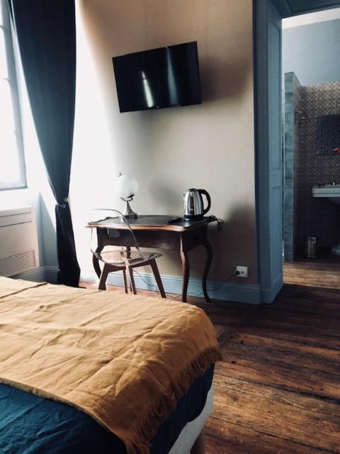 Le Logis D'Augustin Bed and Breakfast Mont-de-Marsan Εξωτερικό φωτογραφία