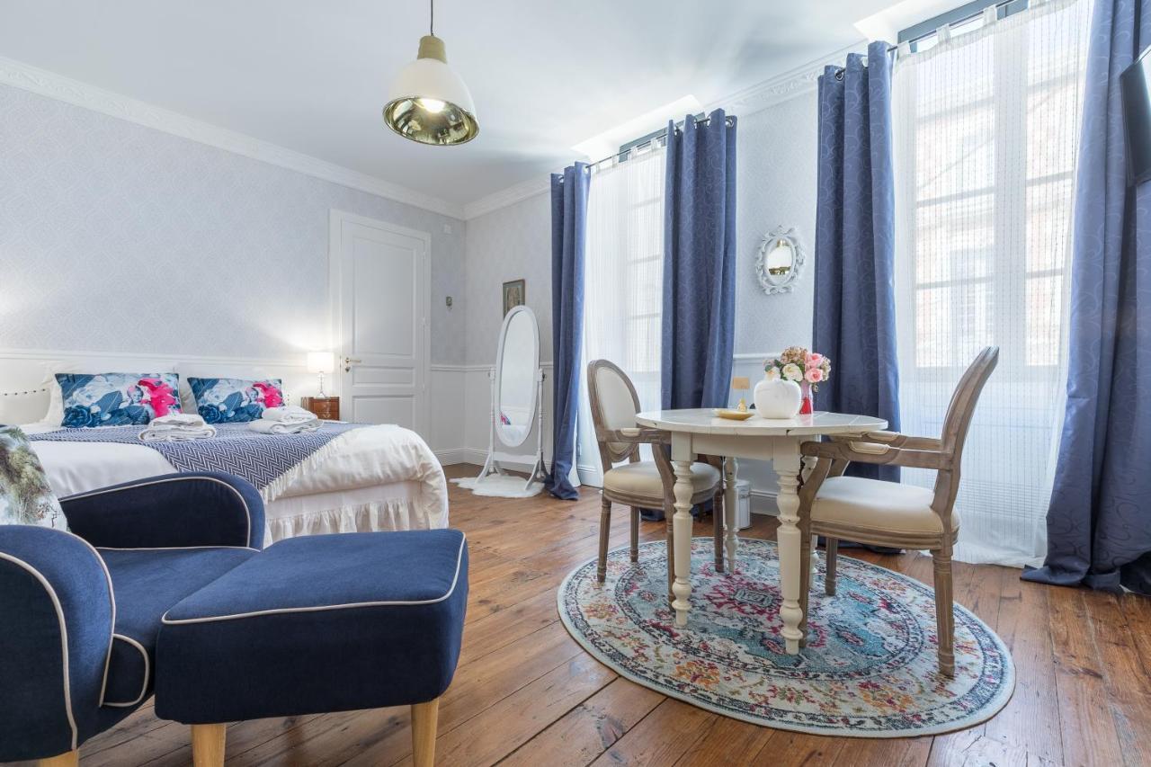 Le Logis D'Augustin Bed and Breakfast Mont-de-Marsan Εξωτερικό φωτογραφία